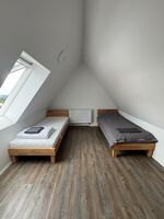 Zentrale aber ruhige Lage mit schönem Ausblick Bild 12