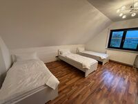 Hochwertiges 11-Personen Monteurhaus mit Einliegerwohnung Zdjęcie 16