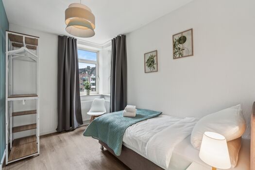 HOME FOR YOU I 3-Bettzimmer für 6 Personen I Bocholt Bild 4