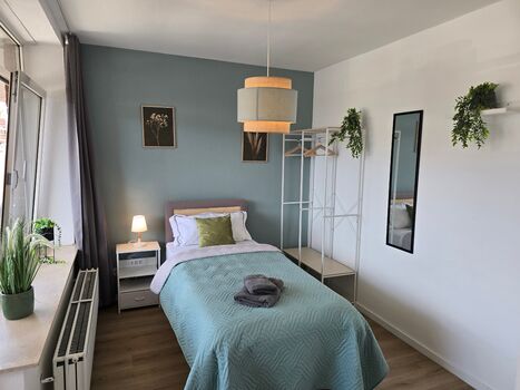 HOME FOR YOU I 4-Bettzimmer für 6 Personen I Bocholt Bild 5