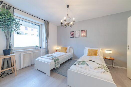 SpaceStays Monteurs Apartment for 6 Waschmaschine Küche ETC.