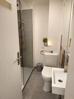 Bis zu 2 Personen - Wohnung + Balkon Bild 3