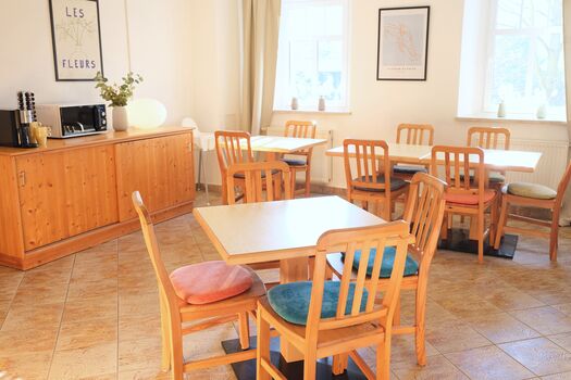 "PENSION Berggasse": Gemeinschaftsküche · WLAN · Smart-TV · Parkplätze Bild 2