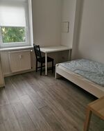 Schlafzimmer 4
