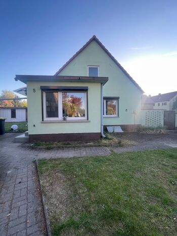 Haus mit 7 Einzelbetten, WIFI, Küche und Parkplatz