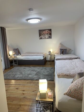 Haus mit Einzelbetten, WIFI, Küche und Parkplatz Zdjęcie 2