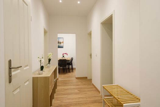 JOSEF APARTMENTS | WIESBADEN | ELTVILLE | 7+ Appartements Picture 5