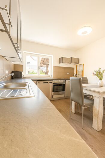 Monteurzimmer LETA Homes Rent and Stay Picture 2