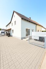 Monteurzimmer LETA Homes Rent and Stay Picture 2