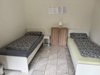 Gemütliche Ferienwohnung/ Gästezimmer in 2-Familienhaus Bild 2