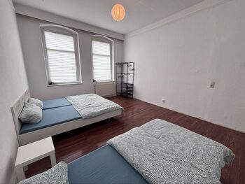 AriProp Duplex Apartment with Balcony