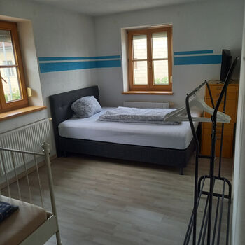 Monteurzimmer/Herberge/Fremdenzimmer/Arbeiterzimmer in Boos