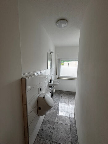 HomeBase - gehobene Monteurzimmer in Geislingen Bild 3