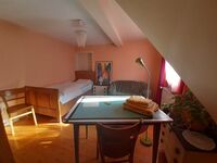 Charmante farbenfrohe Unterkunft Bild 1