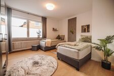 Habitania Homes | Design Apartment | 2 Betten | Balkon und Parkplatz Bild 19