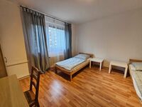 Schlafzimmer 4