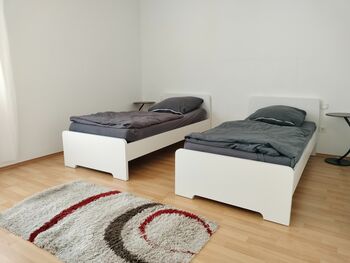 K-4 Gemütliche, möblierte 2,5-Zimmer Wohnung mit Balkon