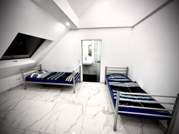 Apartment 2 Schlafzimmer 1