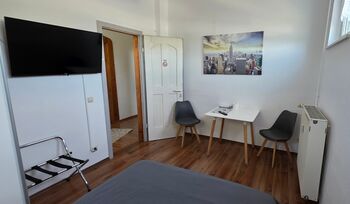 Grosszügige Monteurzimmer ( zur Einzelnutzung ) Bild 3