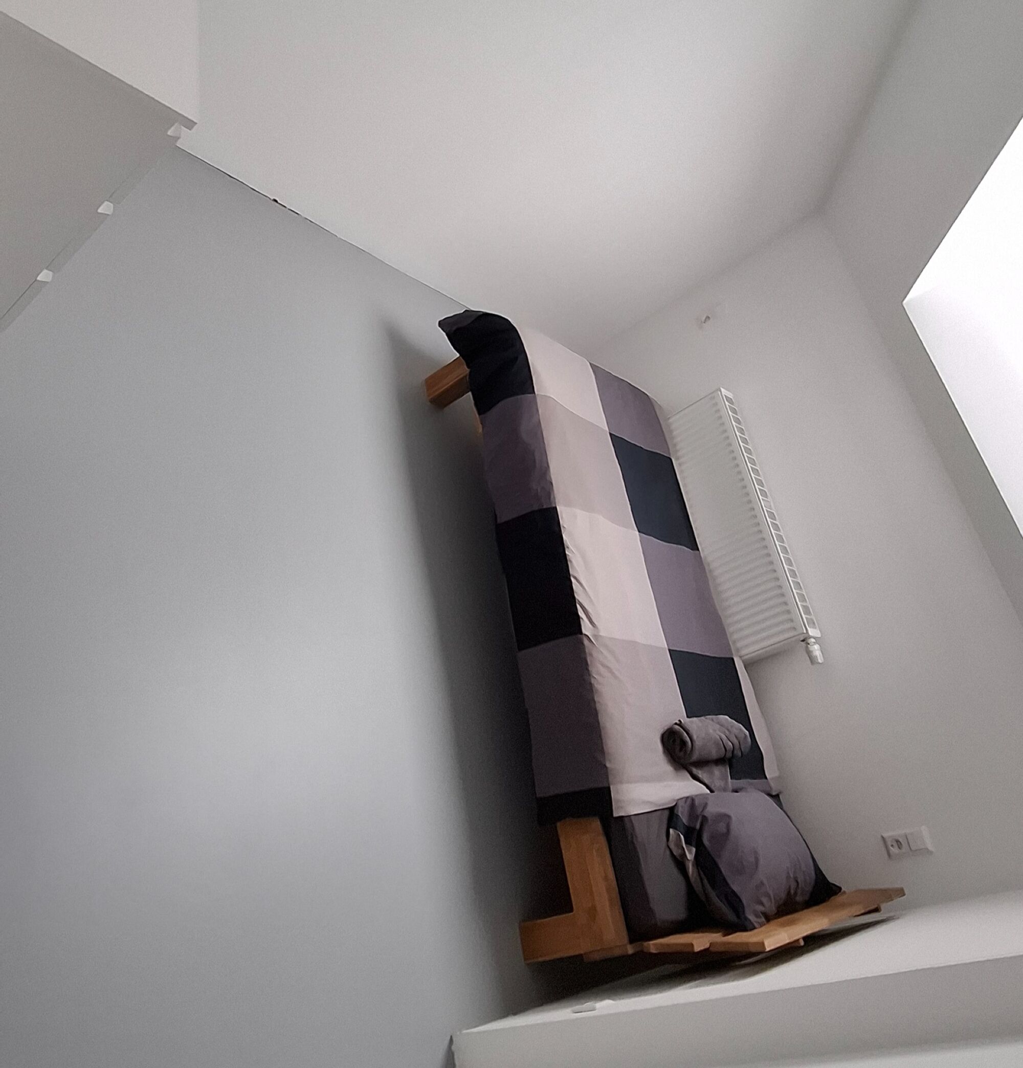 DG Rechte Wohnung Zimmer 2