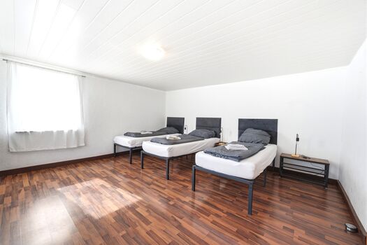 Ganzes Appartments in Kirchheim Teck. Eigenes Bad, Küche, Wohnung. Bild 3