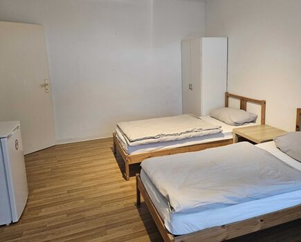 **** Hometime24 - Frisch renovierte Wohnung in Neuss **** Bild 2