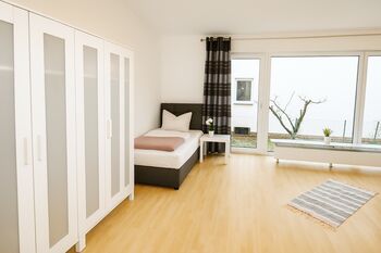 SUNNYHOME Monteurwohnungen in Schwandorf (ID 213/WE1-3) Zdjęcie 4