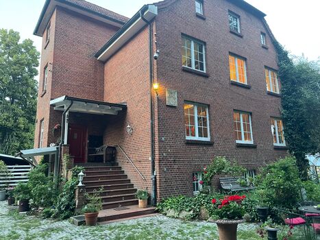 Monteurunterkunft in Hagenow – 3 SZ, WLAN & Parkplatz