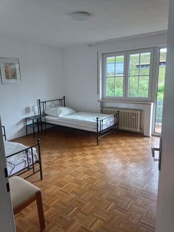 Schlafzimmer 1