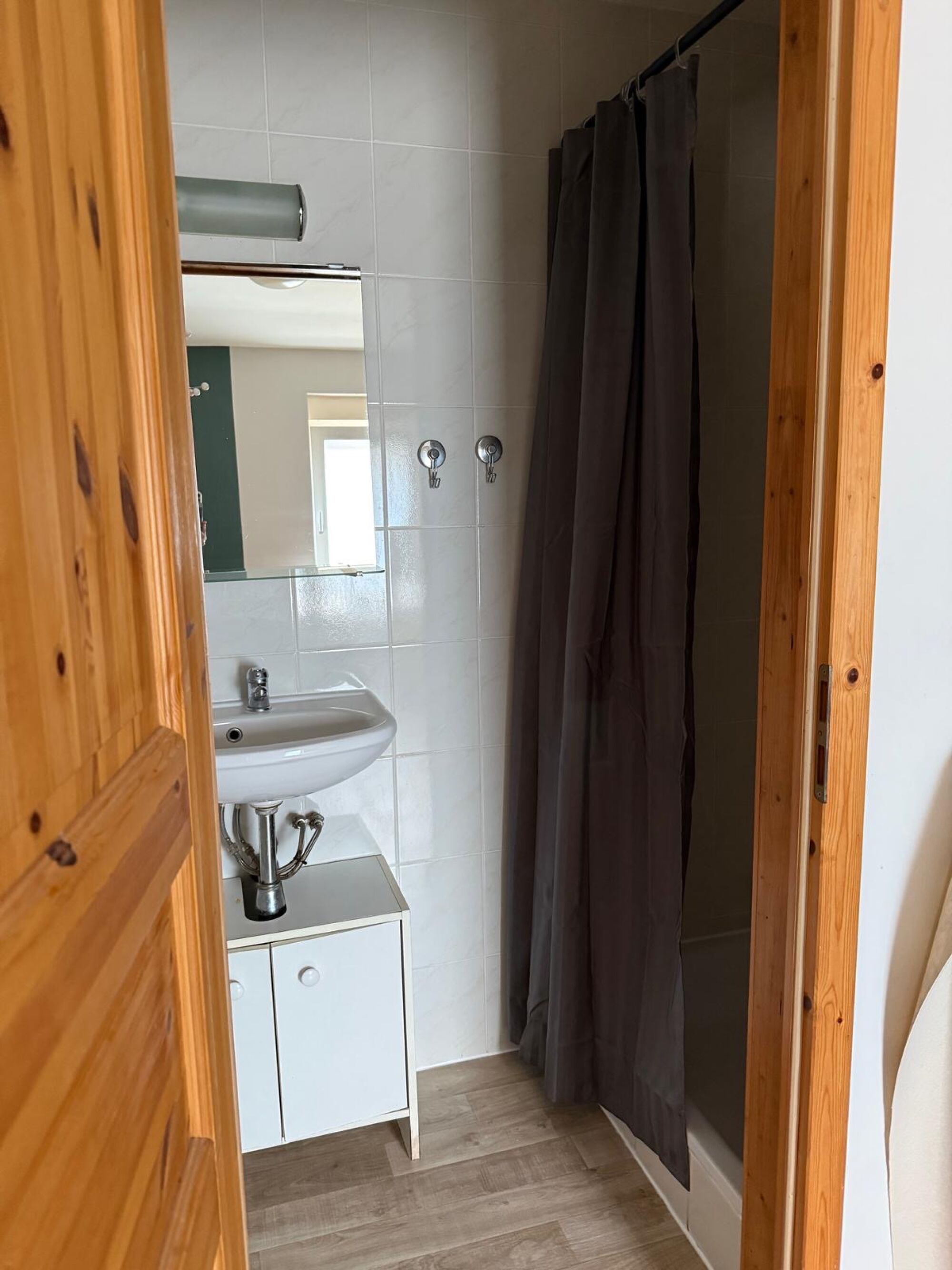 Bad mit Dusche