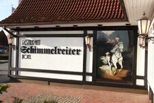 Außenansicht vom Schimmelreiter