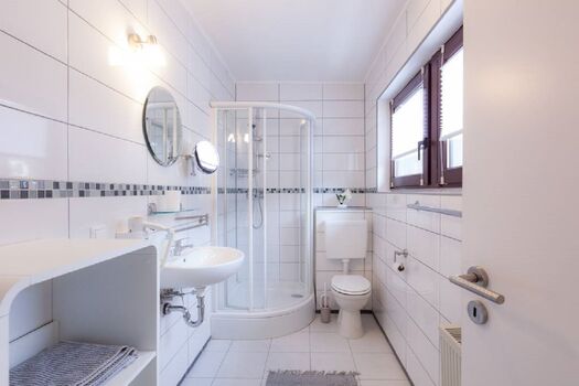 Ferienwohnungskomplex „Monteurglück" nahe Bonn Bild 5