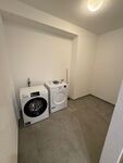 Kernsanierte Wohnung in Schwalbach für bis zu 6 Personen Picture 9
