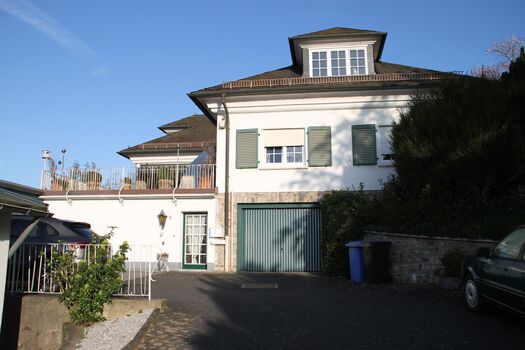 Monteurunterkunft 120m2 in Dillenburg - großer Garten - 24h Check in