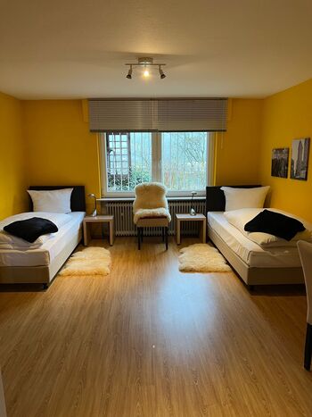 Monteurunterkunft 120m2 in Dillenburg - großer Garten - 24h Check in Picture 3