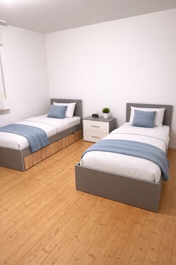 Voll ausgestattetes Haus mit 4-Monteurzimmern f. 12 Personen Bild 2