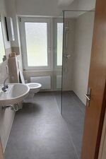 Voll ausgestattetes Haus mit 4-Monteurzimmern f. 12 Personen Bild 8