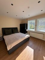 Schlafzimmer 4