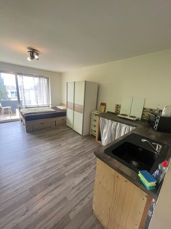 Praktische 1-Zimmer-Monteurwohnung mit Balkon, WLAN und 24h Bild 3