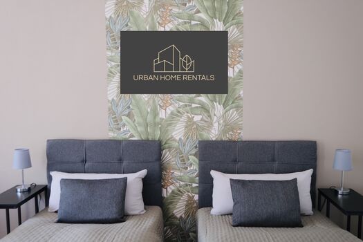 Modernes Monteurzimmer Seelze: 2 Zimmer + 4 Betten mit Komfort Bild 1