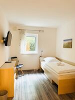 NIRO I Work-Stay, Top Lage, EZ, komfortabel, Parken, W-LAN Bild 9