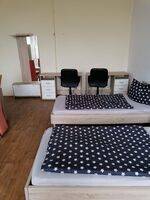 GroßzügigeWohnung nah an Wanderwegen, Öffis und Innenstadt Bild 4