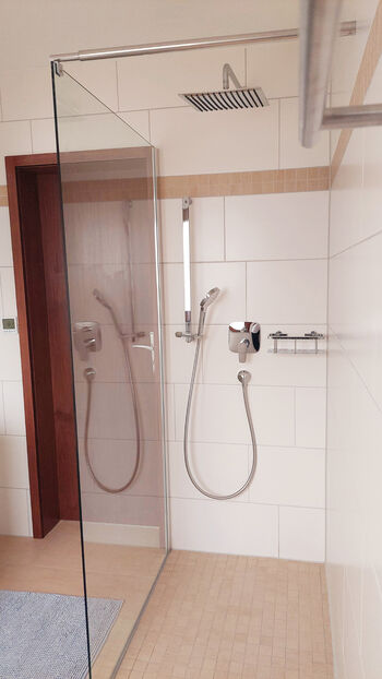 geräumige 3 Zi.wohnung Mühlacker (kostenloser PKW Stellpl.) Zdjęcie 5