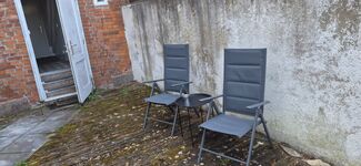 Sitzgelegenheit/Raucherbereich auf der Terrasse