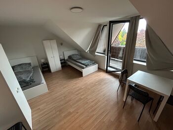 Große 4 Zimmer Wohnung mit Balkon und Parkplatz in Welver Bild 4