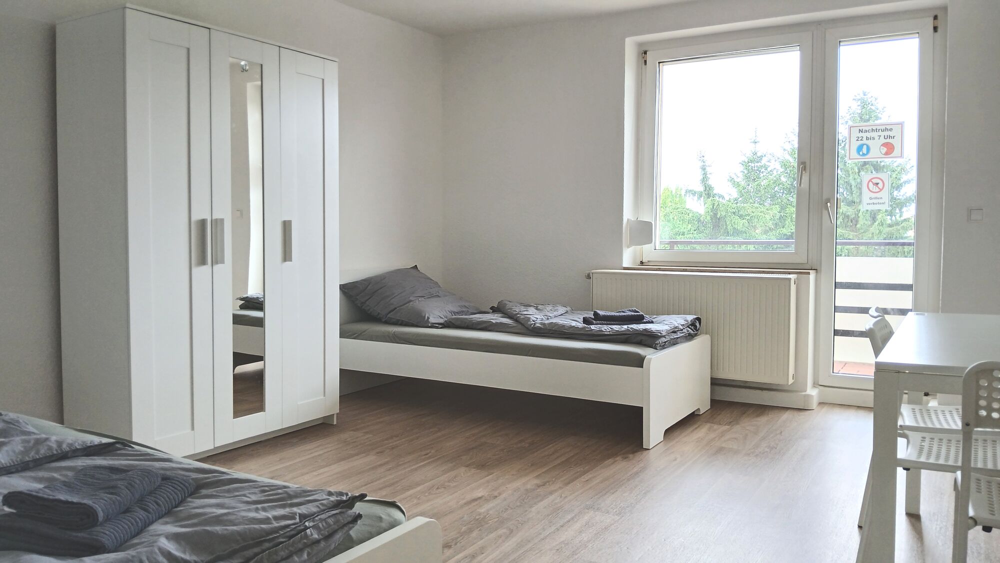 Schlafzimmer 1