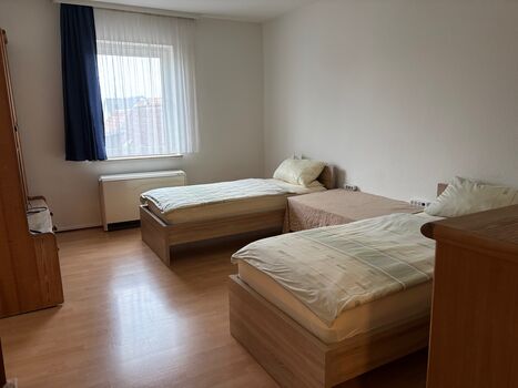 Wörth-KA Nähe zu: Palm/Daimler/MiRO/StoraEnso 3-Schlafzimmer-Wohnung Bild 4