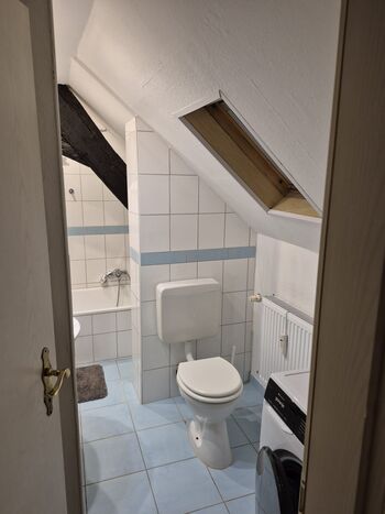 Schöne Helle Monteurswohnung Perfekt für 4 Personen Bild 2