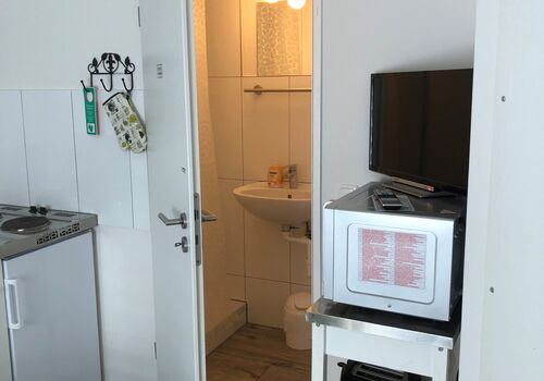 Fremdenzimmer/ Gästezimmer mit Bad&miniküche in Ratheim Zdjęcie 2