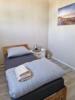 Zentrale Stadtvilla in Heide mit riesiger Stellfläche Bild 5